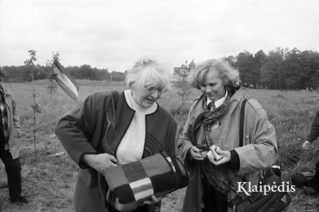 pavadinimas: Prof. Audronė Kaukienė ir dailininkė Ieva Labutytė, raktai: Kaukienė