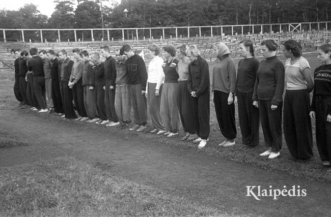 pavadinimas: Resp. rinktinės stovykla Klaipėdoje. 1955 m., raktai: lengvoji atletika rinktinė